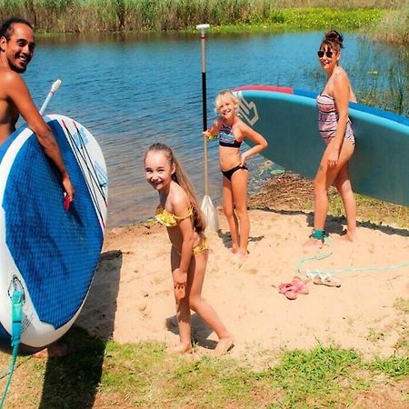 Mobil Home Du Lac - Camping 4 Etoiles Aureilhan  Bagian luar foto